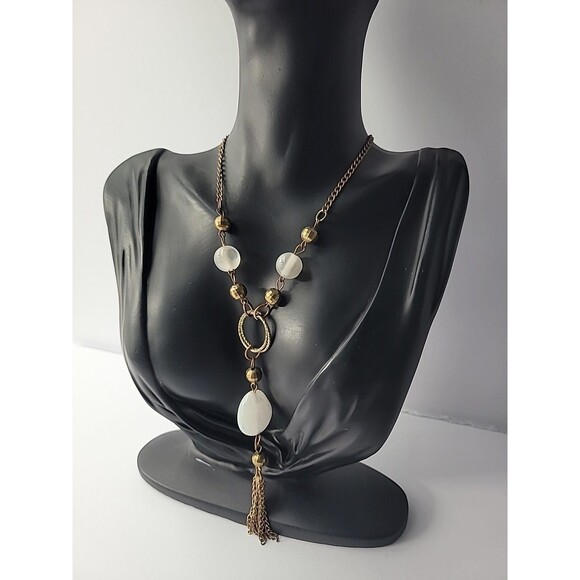 Vintage Gold Tone Tassel Necklace White Bead Boho Statement Pendant Jewelry - Picture 4 of 13